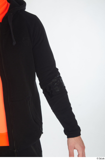  Erling arm black hoodie black tracksuit dressed sleeve sports upper body 0002.jpg